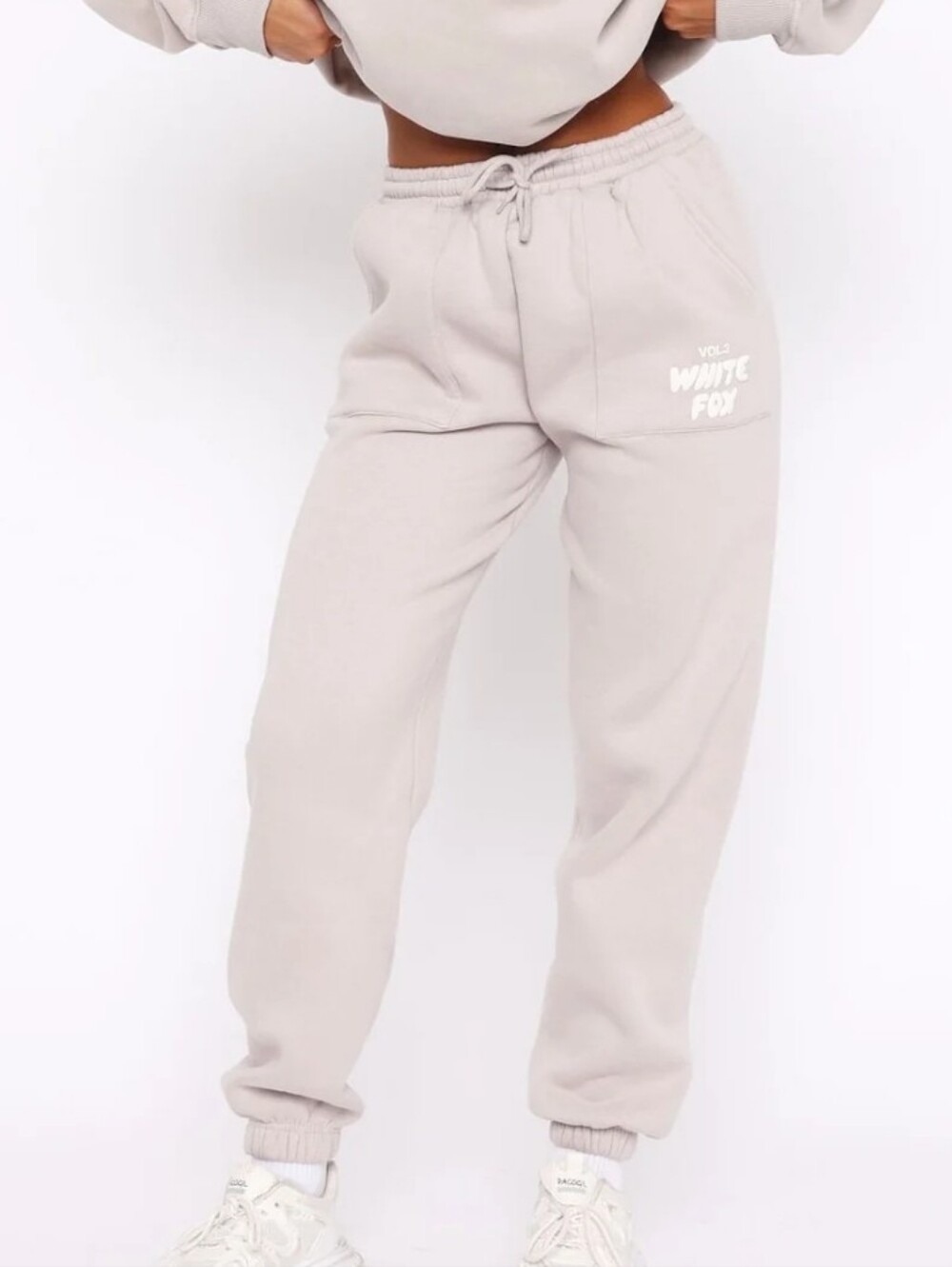 White Fox Offstage MoonSweatpants Joggers XS Oversized Puff Logo Fleece